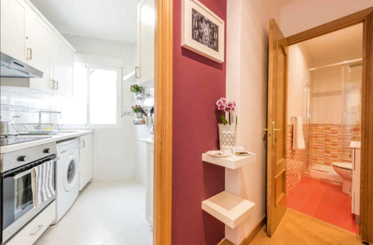Apartamento En Calle Jardines - Madrid Centro Екстериор снимка