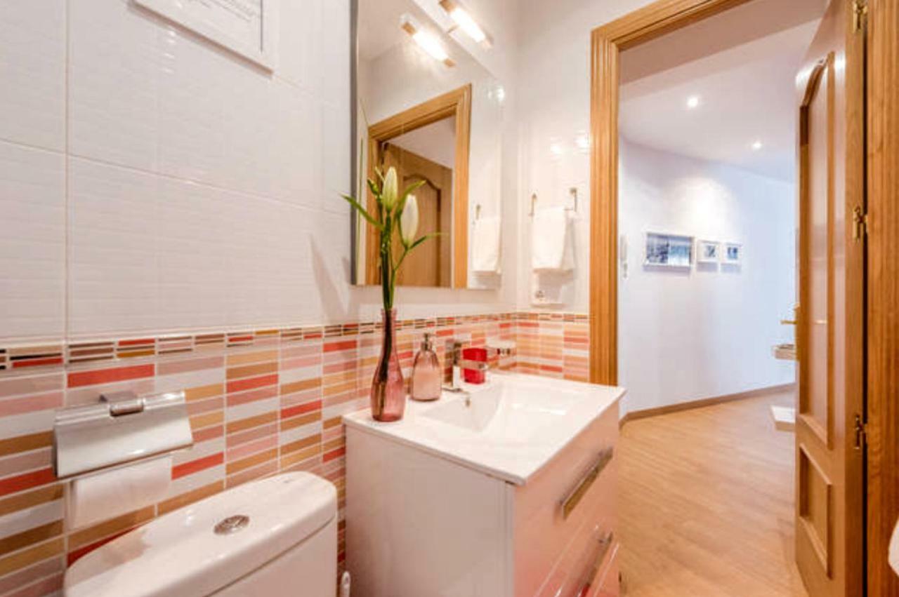 Apartamento En Calle Jardines - Madrid Centro Екстериор снимка